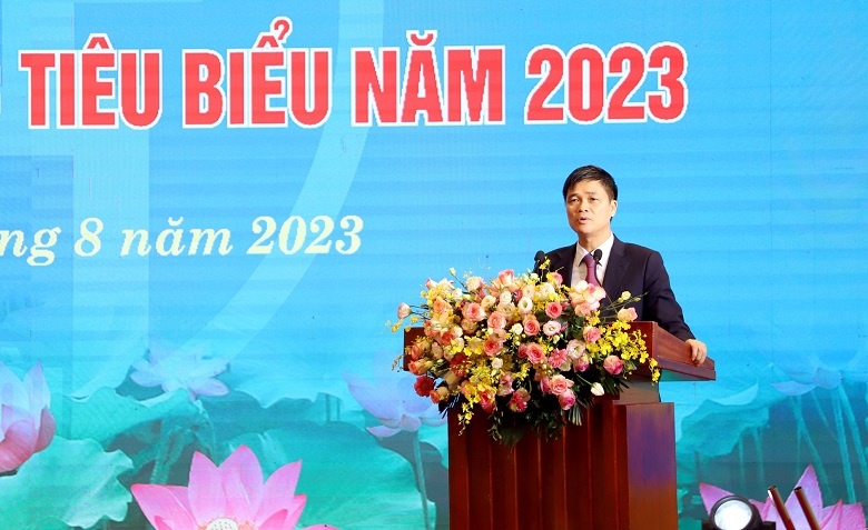 Hà Nội: Tuyên dương cán bộ Công đoàn cơ sở và tôn vinh thợ giỏi, lao động sáng tạo Thủ đô năm 2023