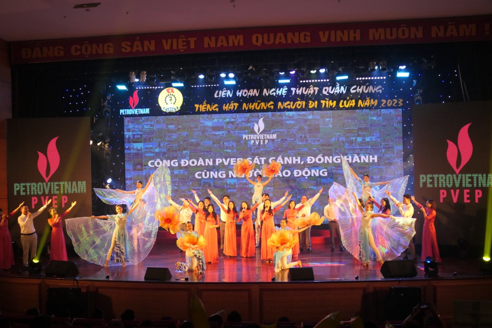 25 tiết mục đặc sắc tham gia liên hoan “Tiếng hát những người đi tìm lửa” năm 2023 25 tiết mục đặc sắc tham gia liên hoan “Tiếng hát những người đi tìm lửa” năm 2023