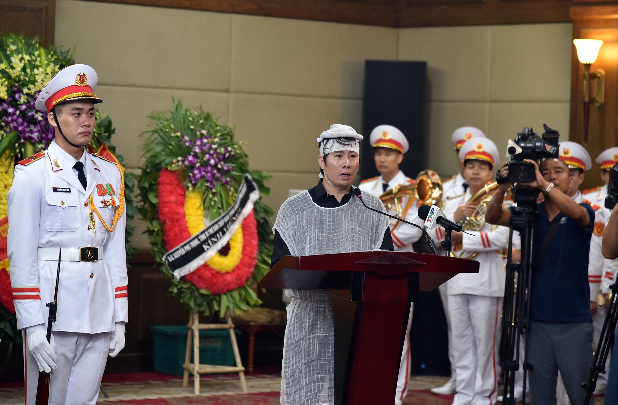 Tổ chức trọng thể Lễ truy điệu và tiễn đưa đồng chí Lê Văn Thành về nơi an nghỉ cuối cùng - Ảnh 21.