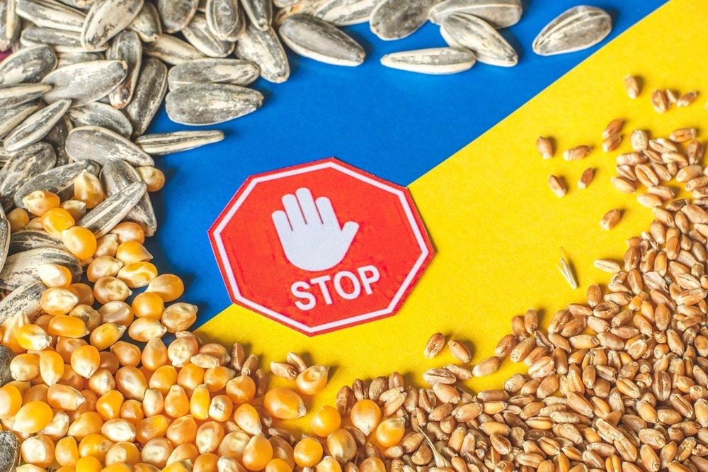 5 nước EU yêu cầu gia hạn lệnh cấm nhập khẩu ngũ cốc từ Ukraine