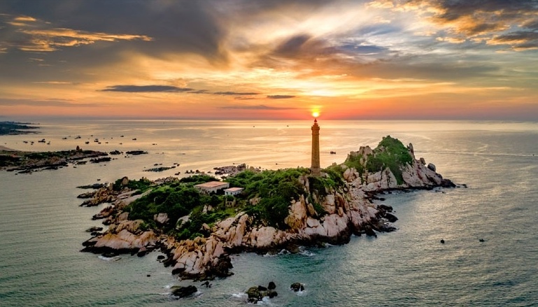 Trưng bày hình ảnh, hiện vật về biển, đảo Việt Nam