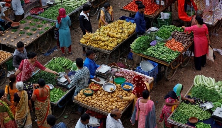 Giá thực phẩm tăng đang cản trở triển vọng cắt giảm lãi suất ở châu Á