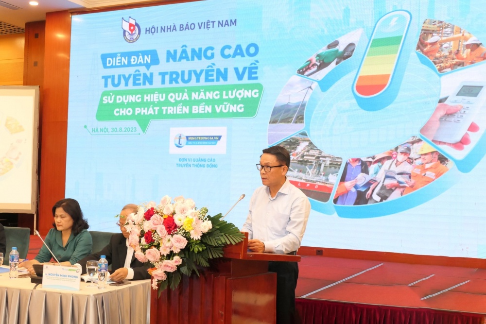 Ông Nguyễn Đức Lợi - Phó Chủ tịch Hội Nhà báo Việt Nam phát biểu khai mạc.
