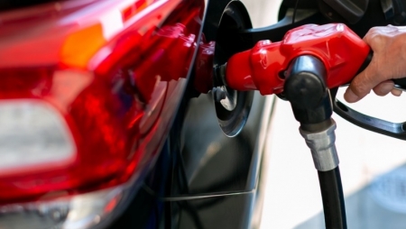 Giá xăng dầu Nhật Bản đạt kỷ lục