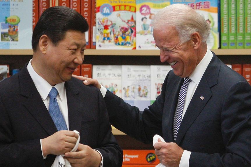 Tổng thống Mỹ và Chủ tịch Trung Quốc bên lề Thượng đỉnh G20 năm 2022
