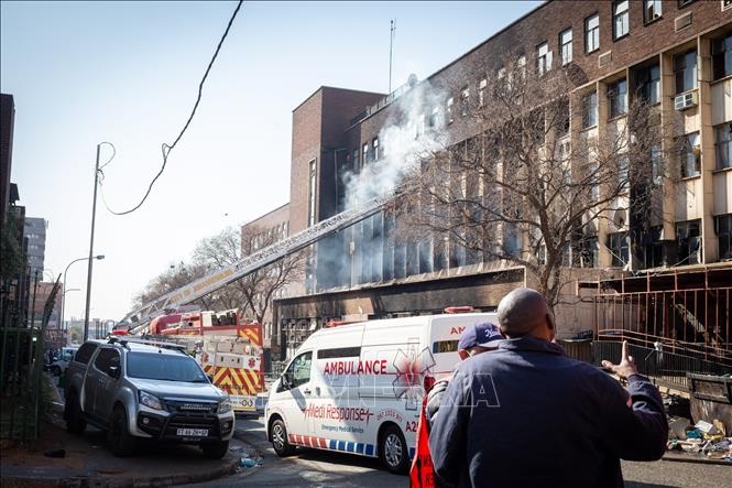 Tin Bộ Ngoại giao: Điện thăm hỏi về vụ hỏa hoạn tại Nam Phi