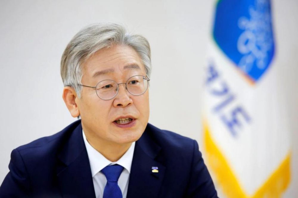 Lãnh đạo đối lập Hàn Quốc tuyệt thực vì nước thải nhiễm phóng xạ của Nhật Bản