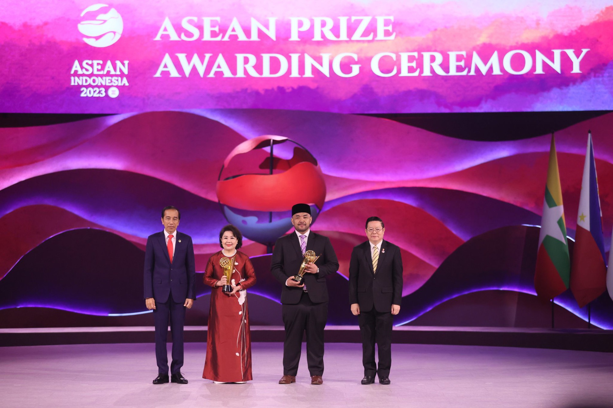 Khẳng định một ASEAN đoàn kết, tầm vóc và hợp tác