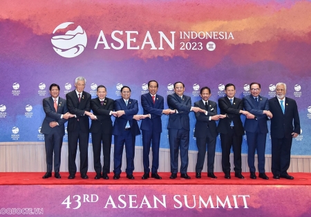 Ba vấn đề “nóng” với ASEAN