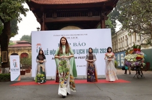 Hội tụ nét đẹp Áo dài ba miền Bắc - Trung - Nam tại Hà Nội