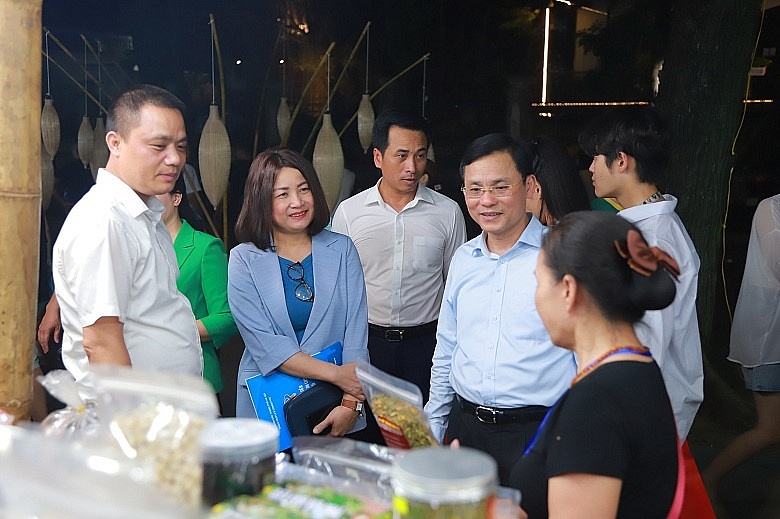 Giới thiệu sản phẩm OCOP của 33 tỉnh, thành phố đến người tiêu dùng Hà Nội