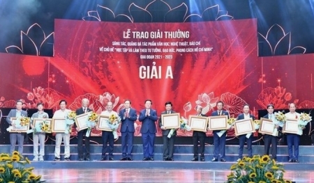 Vinh danh 238 tác phẩm đoạt giải "Học tập và làm theo tư tưởng, đạo đức, phong cách Hồ Chí Minh"