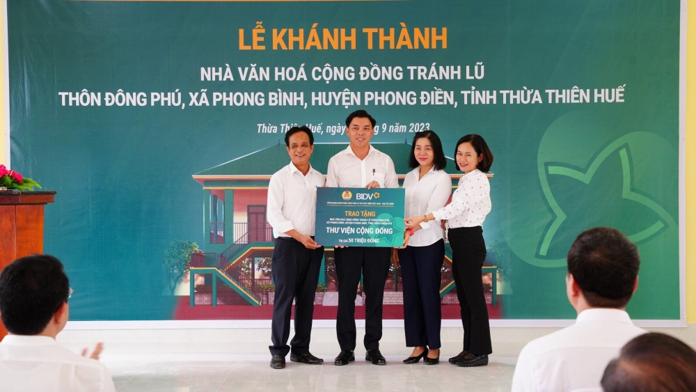 Khánh thành 04 nhà văn hóa cộng đồng tránh lũ tại Quảng Bình và Thừa Thiên Huế