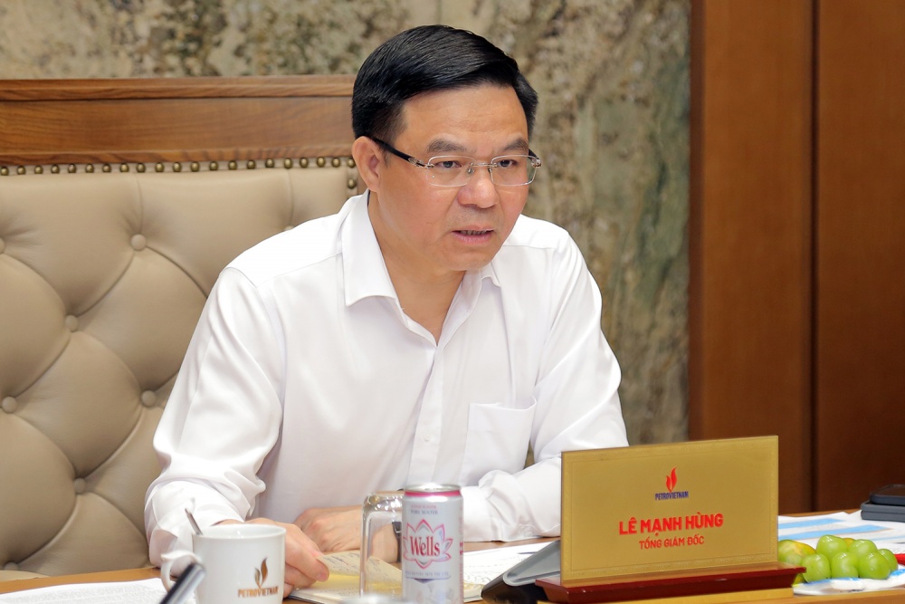 Tổng giám đốc Petrovietnam Lê Mạnh Hùng chủ trì giao ban