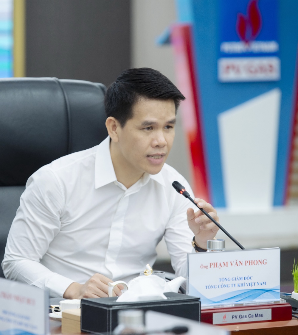 Ông Phạm Văn Phong - Tổng Giám đốc PV GAS đã ghi nhận và đánh giá cao những nỗ lực của Ban lãnh đạo và tập thể người lao động KCM để hoàn thành nhiệm vụ