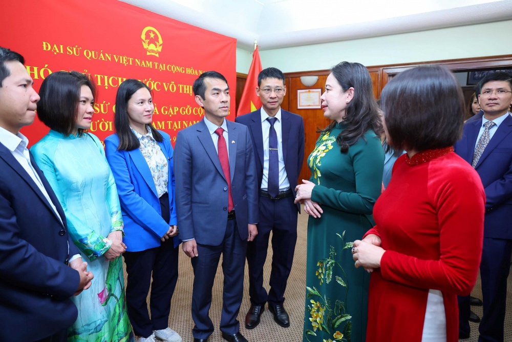Phó Chủ tịch nước Võ Thị Ánh Xuân gặp gỡ doanh nghiệp Nam Phi và Đại sứ quán, cộng đồng người Việt tại Nam Phi