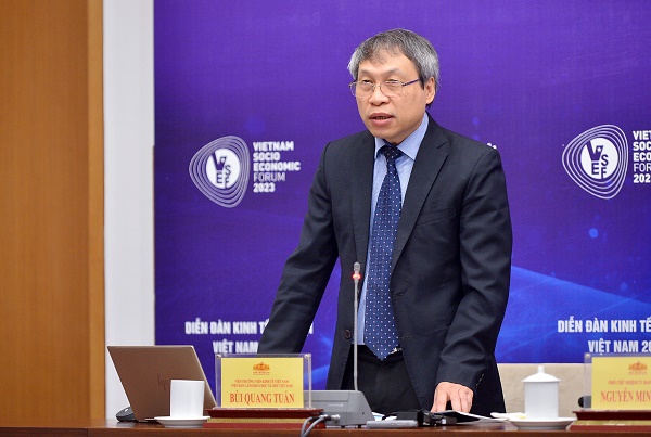 , PGS.TS Bùi Quang Tuấn, Viện trưởng Viện Kinh tế, Viện Hàn lâm Khoa học Xã hội Việt Nam.