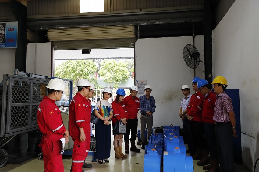 Lãnh đạo Công đoàn Dầu khí Việt Nam tham quan thực tế các sáng kiến của PV Drilling