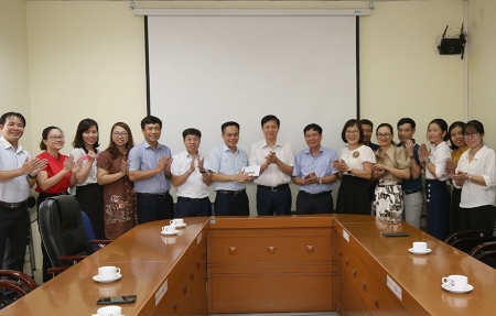 Công đoàn EVNNPT động viên CBCNV tham gia quản lý dự án các đường dây 500 kV mạch 3 Quảng Trạch - Phố Nối
