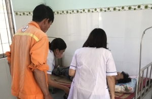 Công nhân Đội truyền tải điện Quảng Ngãi kịp thời cứu người gặp nạn