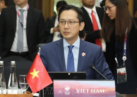 Thứ trưởng Bộ Ngoại giao Đỗ Hùng Việt tham dự Hội nghị Bộ trưởng Nhóm 3G