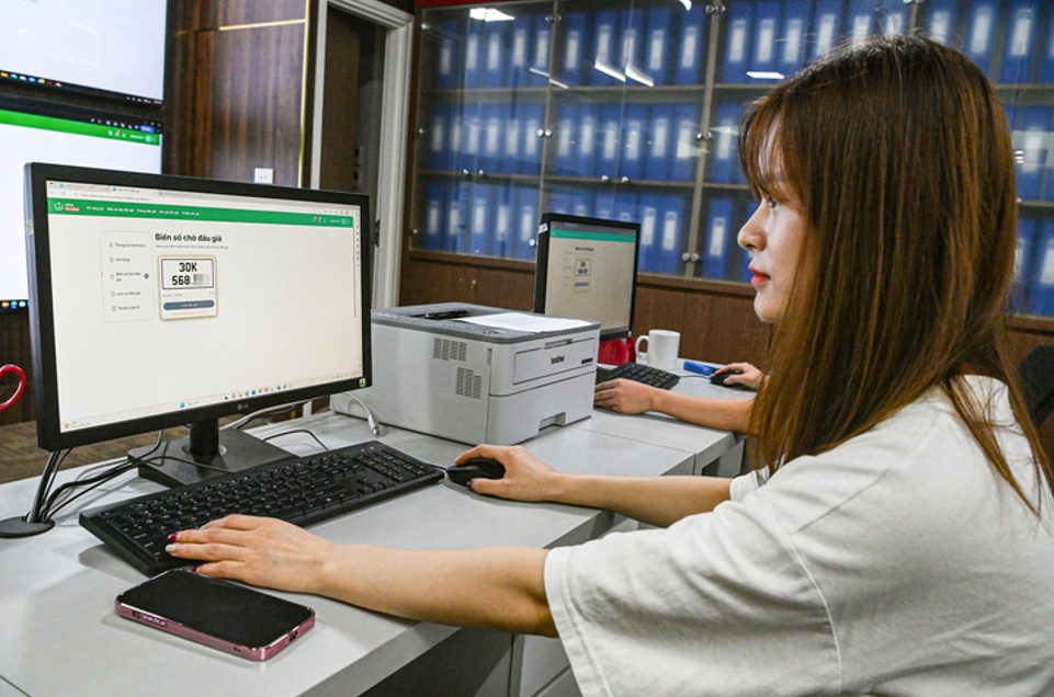 Đấu giá biển số đẹp ngày 22/9: 18 biển số ô tô được trả giá hơn 17 tỷ đồng