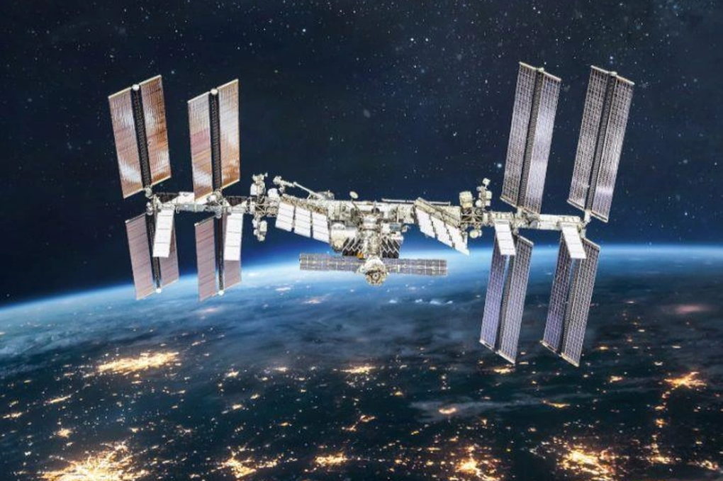 Ý tưởng kéo Trạm vũ trụ Quốc tế ISS về Trái Đất của NASA có khả thi? - 1