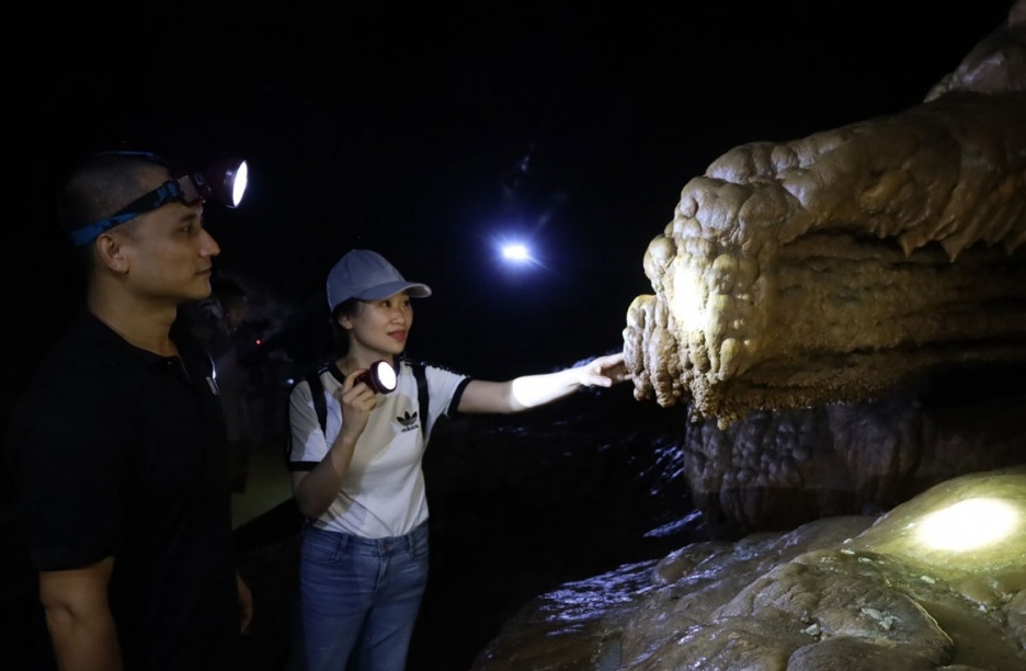 Khám phá “Nam Sơn đệ nhất động”