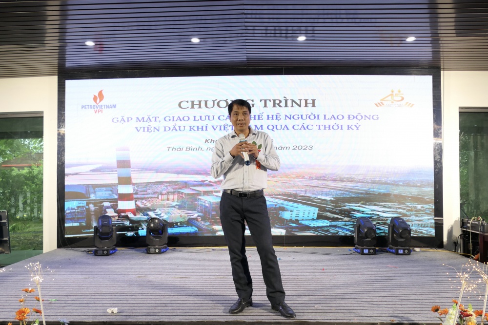 Gặp mặt, tri ân các cán bộ hưu trí từng công tác tại Viện Dầu khí Việt Nam qua các thời kỳ Gặp mặt, tri ân các cán bộ hưu trí từng công tác tại Viện Dầu khí Việt Nam qua các thời kỳ