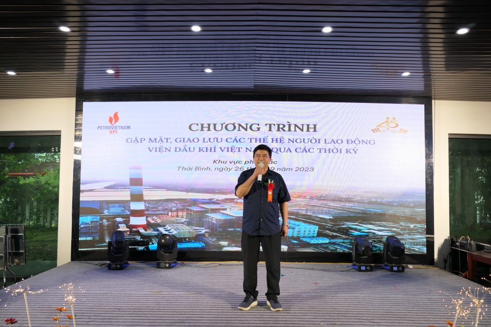 Gặp mặt, tri ân các cán bộ hưu trí từng công tác tại Viện Dầu khí Việt Nam qua các thời kỳ Gặp mặt, tri ân các cán bộ hưu trí từng công tác tại Viện Dầu khí Việt Nam qua các thời kỳ
