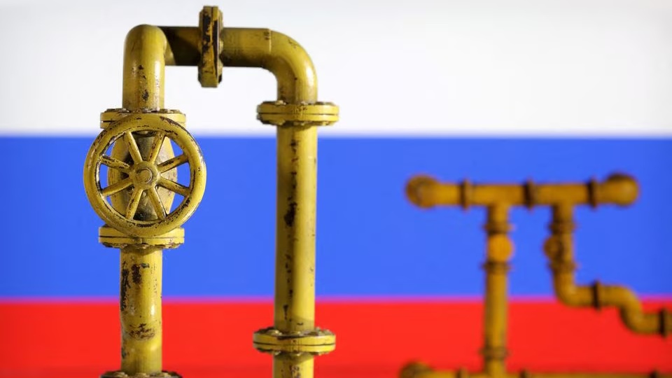 Điện Kremlin: Chưa có kế hoạch tăng nguồn cung dầu thô để bù đắp lệnh cấm xuất khẩu nhiên liệu