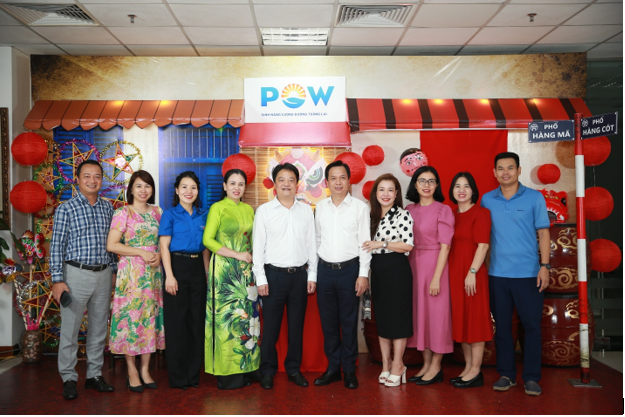 Con em cán bộ, người lao động PV Power chung vui Con em cán bộ, người lao động PV Power chung vui