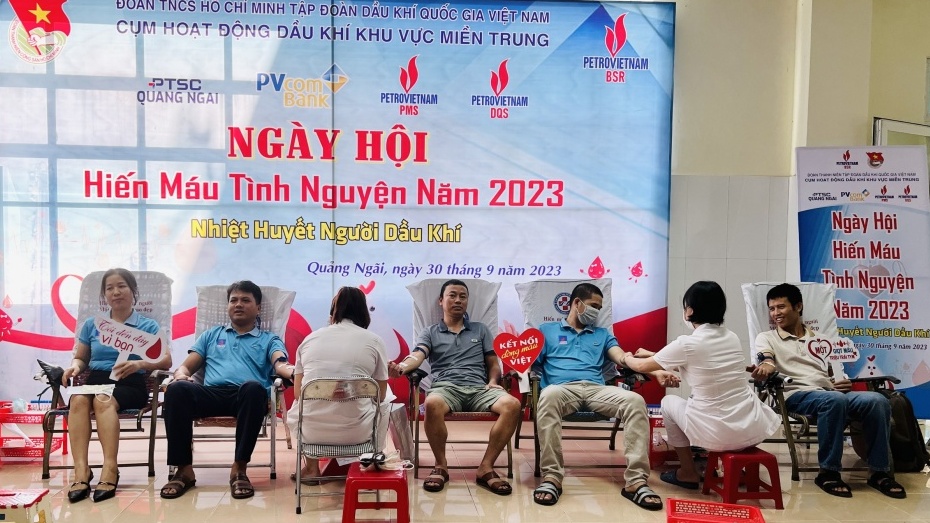 Tuổi trẻ BSR phối hợp cùng Cụm hoạt động Dầu khí miền Trung tổ chức hiến máu tình nguyện năm 2023
