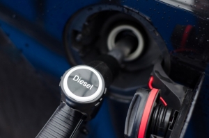 Lệnh cấm diesel chiến lược của Nga khiến giá tại châu Âu tăng vọt