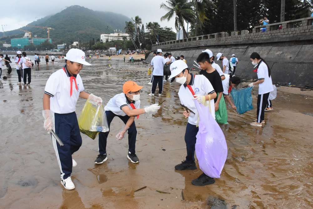 PVI tham gia tích cực Lễ ra quân tổng vệ sinh môi trường “Chung tay hành động cho thế giới sạch hơn” tại Vũng Tàu