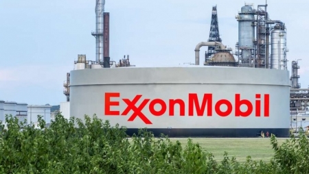 ExxonMobil bán cổ phần tại kho cảng LNG của Ý