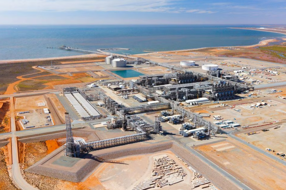 Công nhân LNG ở Úc đe dọa tiếp tục đình công sau khi Chevron bội ước cam kết