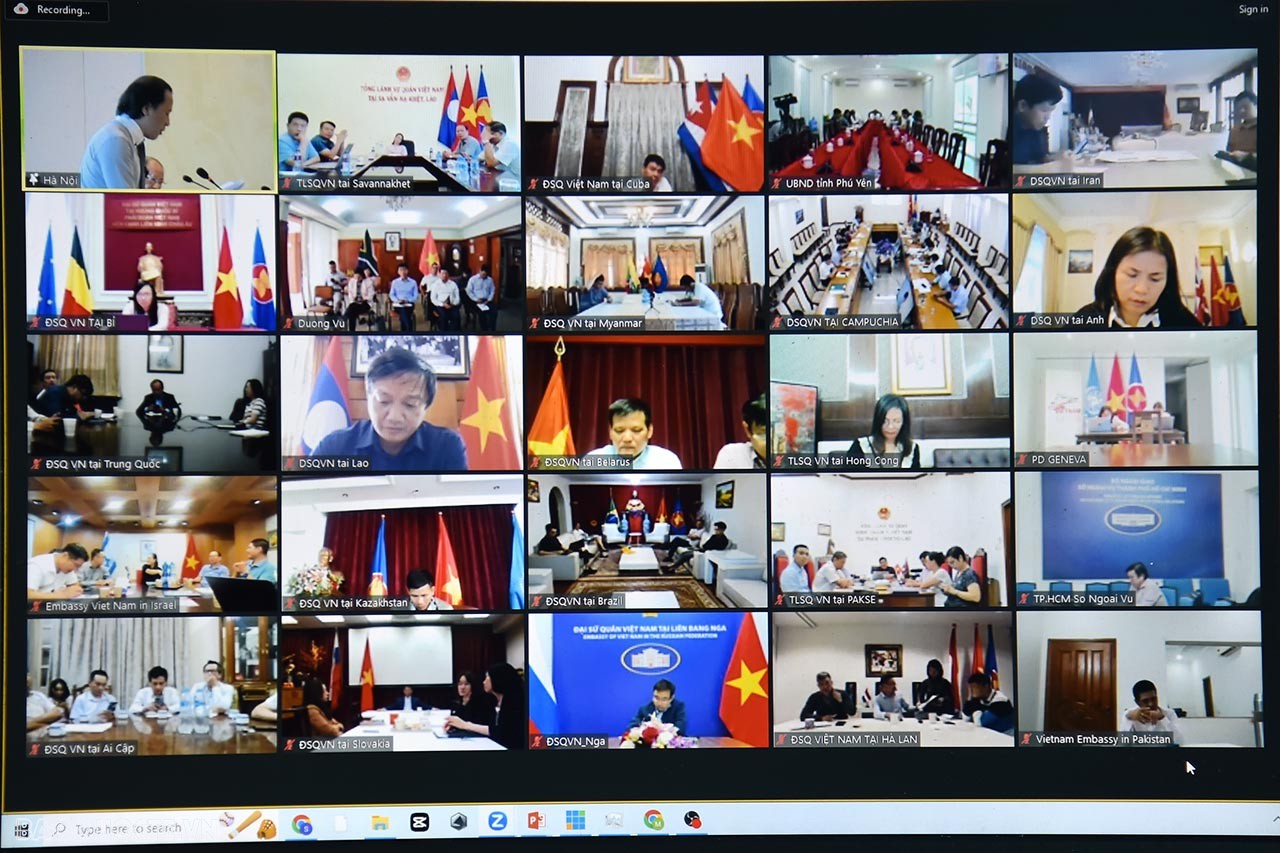 Tiếp tục tăng cường tuyên truyền, giới thiệu, tôn vinh Chủ tịch Hồ Chí Minh với cộng đồng quốc tế