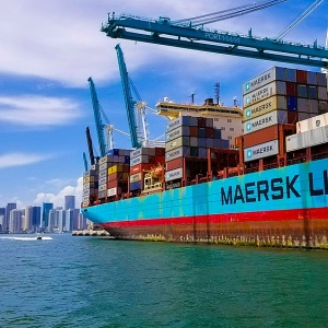 Maersk đầu tư “khủng” xây dựng nhà máy sản xuất hydro xanh