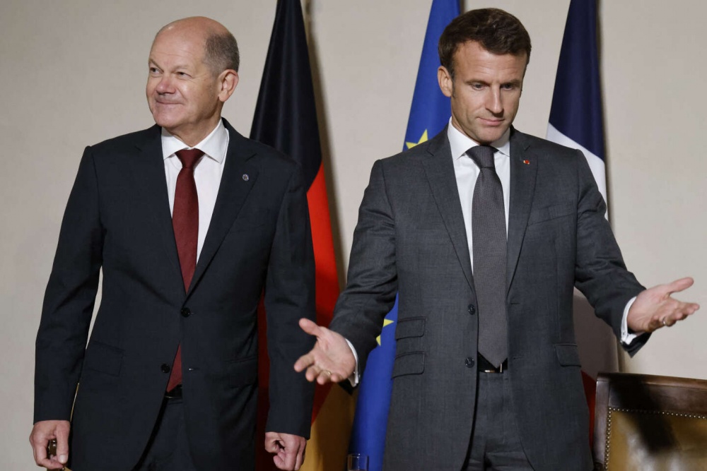 Nguyên thủ Đức và Pháp gặp mặt giải quyết căng thẳng về chính sách năng lượng