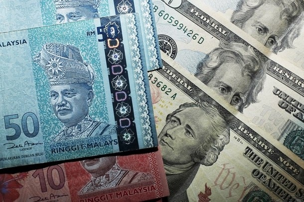 Malaysia từ bỏ đồng USD