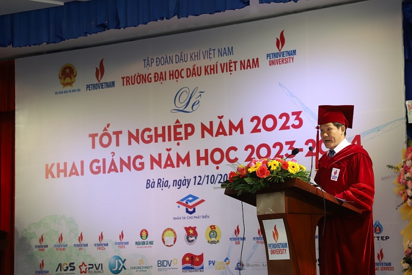 Trường Đại học Dầu khí Việt Nam tổ chức Lễ tốt nghiệp năm 2023 và khai giảng năm học mới 2023 2024