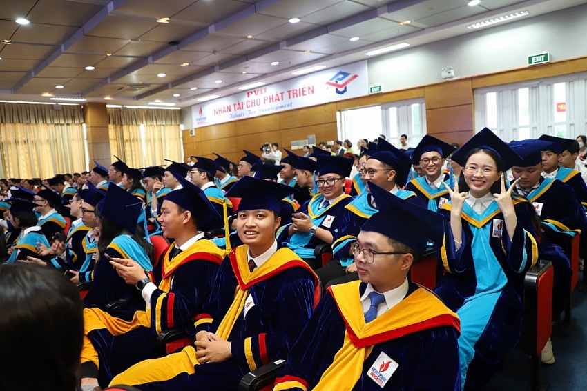 Trường Đại học Dầu khí Việt Nam tổ chức Lễ tốt nghiệp năm 2023 và khai giảng năm học mới 2023 2024