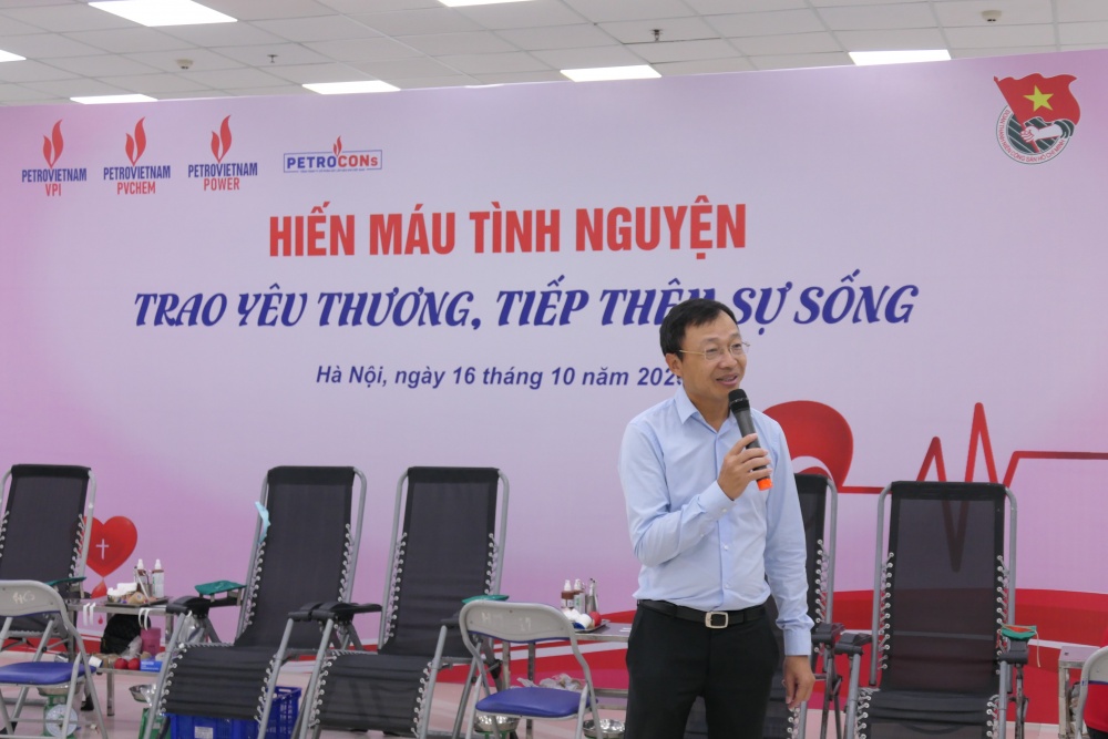ông Phan Công Thành – Tổng Giám đốc TCT Hoá chất và Dịch vụ Dầu khí (PVChem) phát biểu tại chương trình