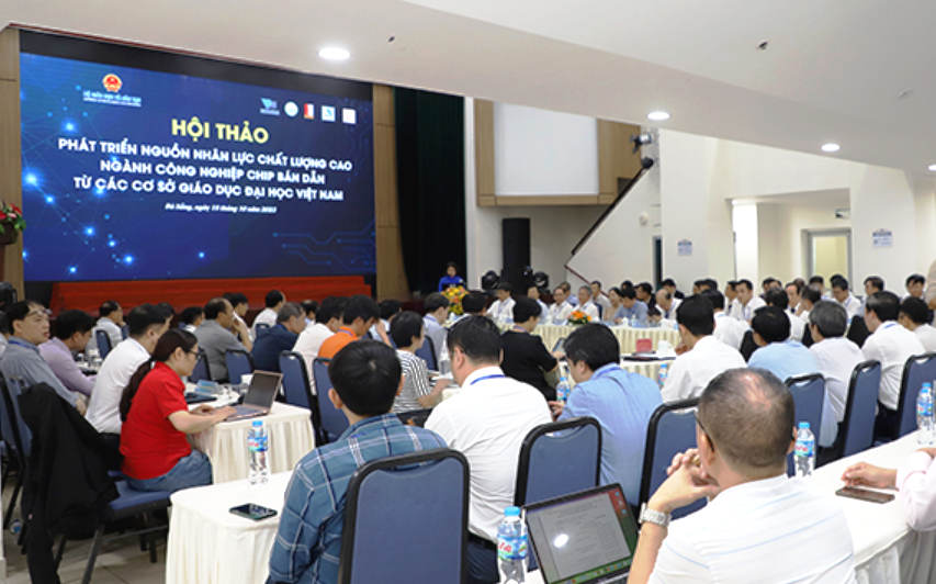 Việt Nam cần 50.000 nhân lực ngành công nghiệp chip bán dẫn