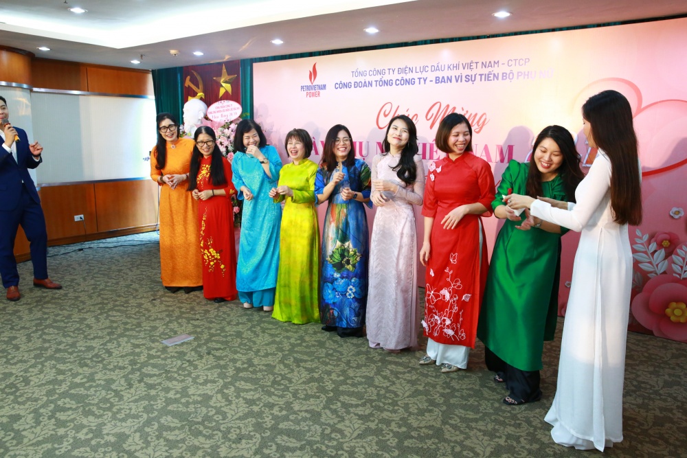 Công đoàn và Ban Vì sự tiến bộ phụ nữ PV Power tổ chức chương trình “Chúc mừng Ngày Phụ nữ Việt Nam 20/10