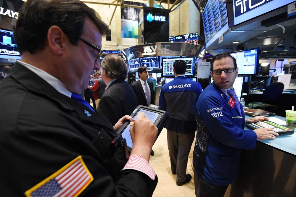Thị trường chứng khoán thế giới ngày 20/10: Dow Jones trượt dốc khi lợi suất trái phiếu vượt 5%