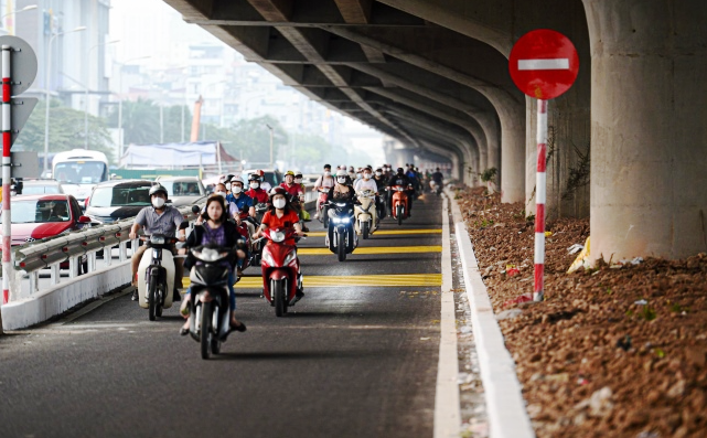 Hà Nội tổ chức giao thông một chiều trên tuyến đường tạm Nguyễn Xiển