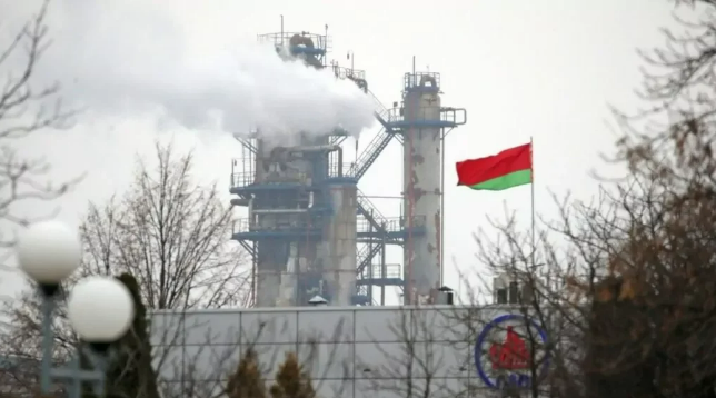 Belarus yêu cầu Nga bồi thường 640 triệu USD cho các nhà máy lọc dầu
