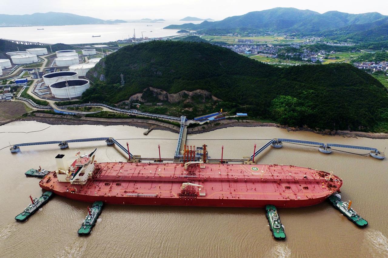 Vận chuyển dầu thô bằng đường biết tới các cảng của Trung Quốc